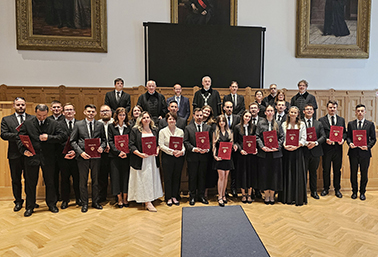 Tanévzáró és diplomaátadó ünnepség csoportkép
